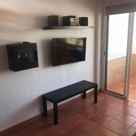 Apartment 5 Min Walk From Yumbo 310